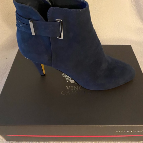 Vince Camuto Blue Ankle Boots - Picture 2 of 3